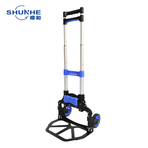 Chariot pliant avec roue pliable