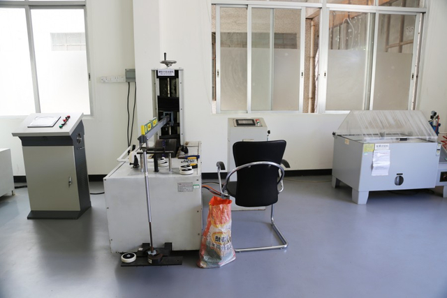 شاحنة منصة قابلة للطي